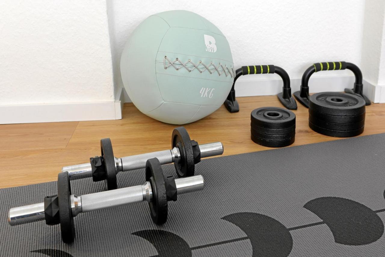*City, Naehe Hbf, Kingsizebetten, Fitnessecke* ดุยส์บูร์ก ภายนอก รูปภาพ